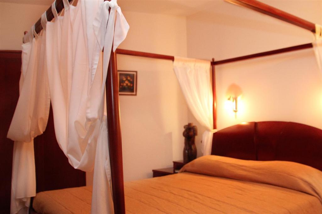 Mythos Hotel Elatochori Buitenkant foto