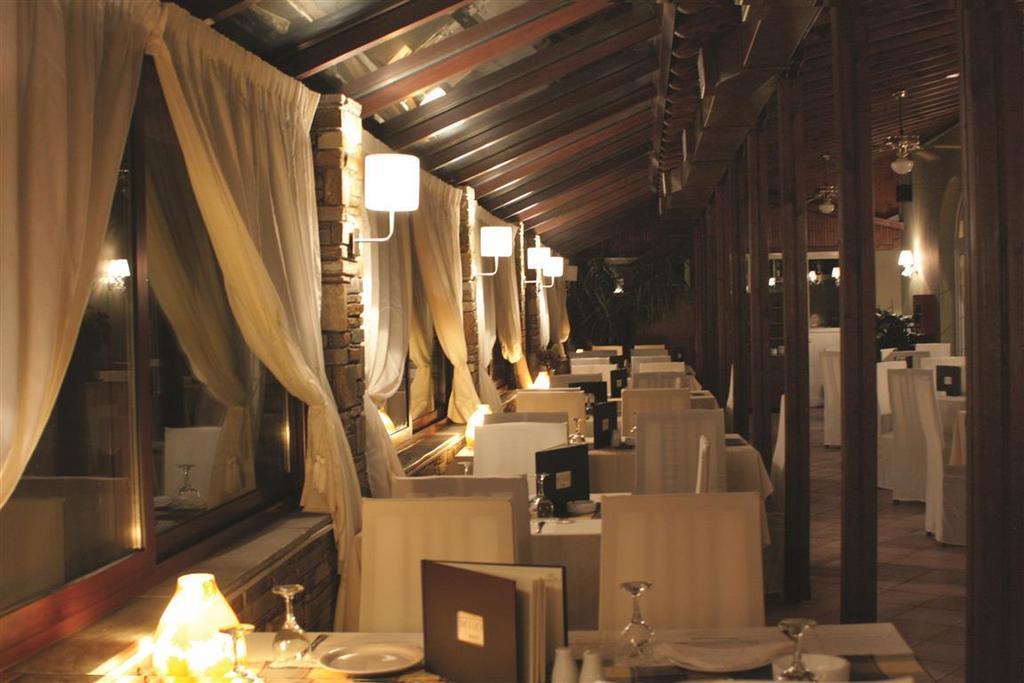 Mythos Hotel Elatochori Buitenkant foto