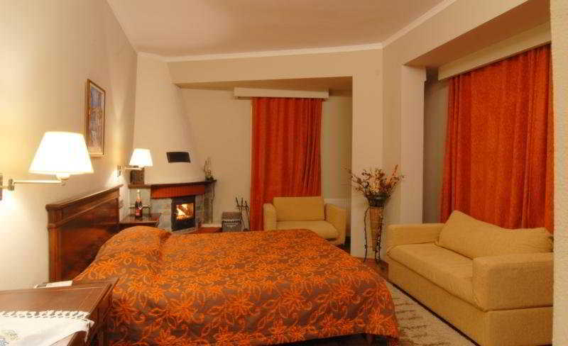 Mythos Hotel Elatochori Buitenkant foto